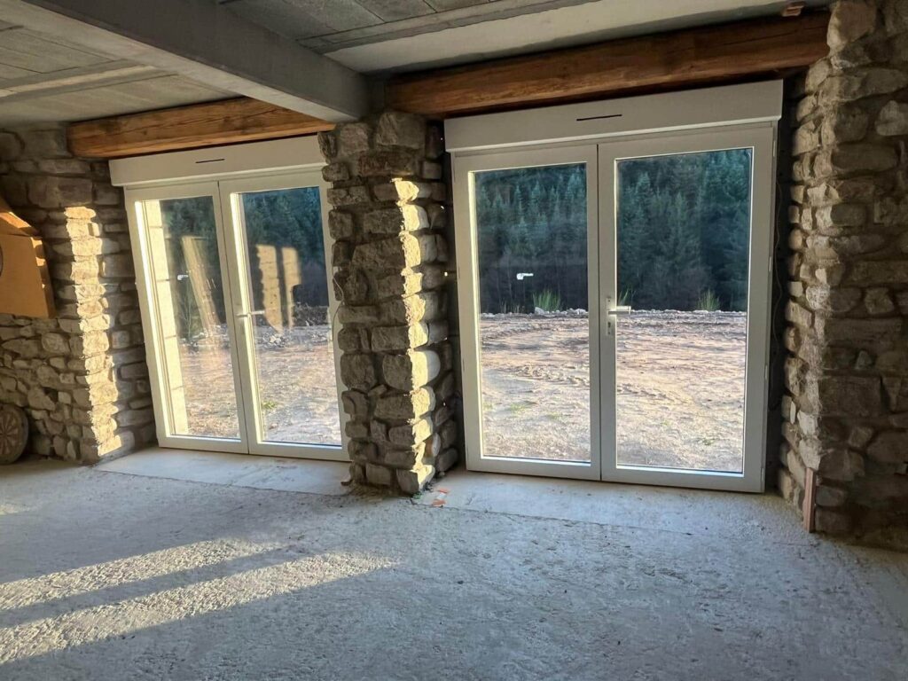 Chantier-menuiserie-a-Marlhes-fenetre