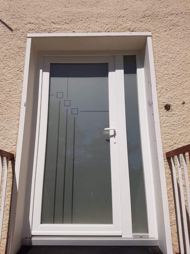 Porte-dans-la-Loire-51-a-Firminy-a-proximite-de-Firminy