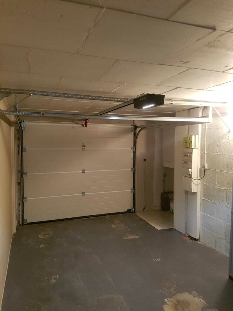 Porte de garage sectionnelle 1